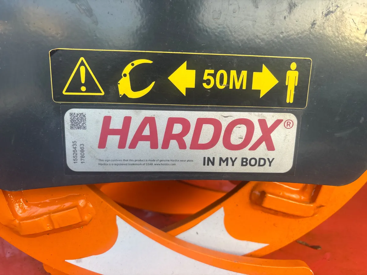 ***Grab to Suit 3T Machine** - Image 2