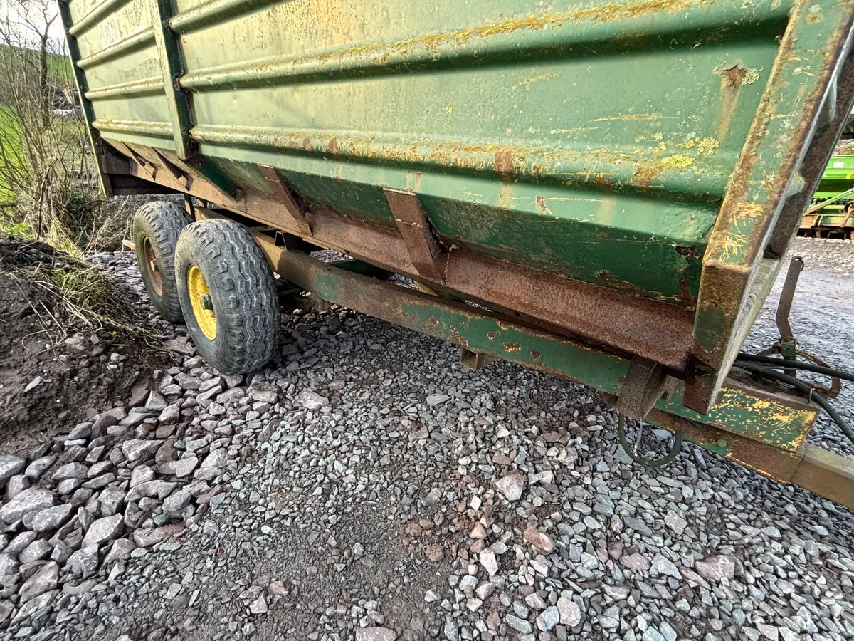 Frazor 13ft x 7ft grain trailer - Image 2