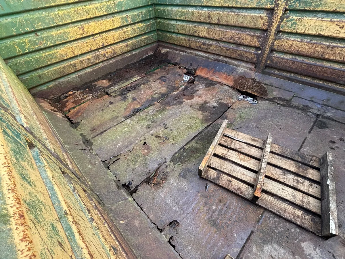 Frazor 13ft x 7ft grain trailer - Image 4