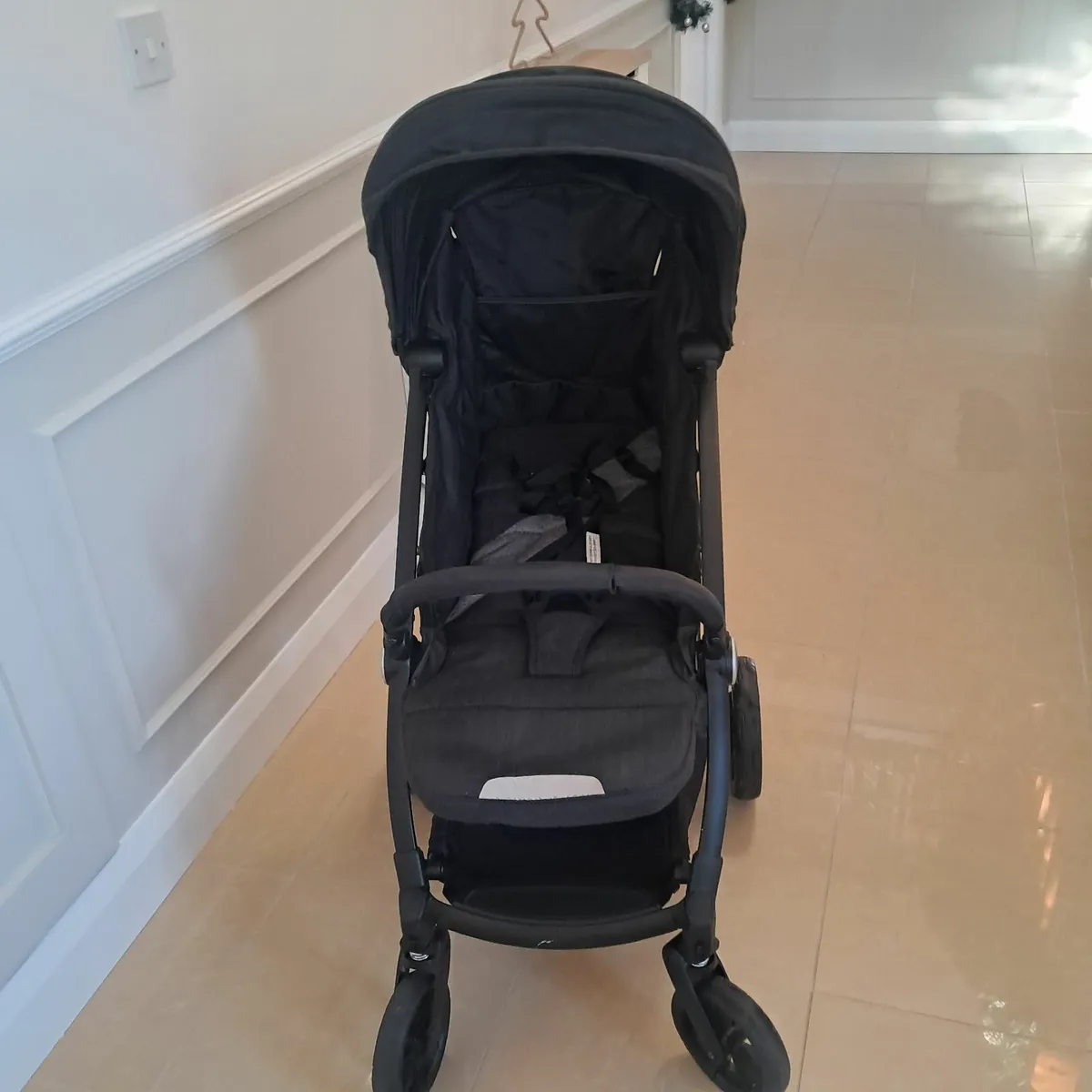 Stroller - Image 1