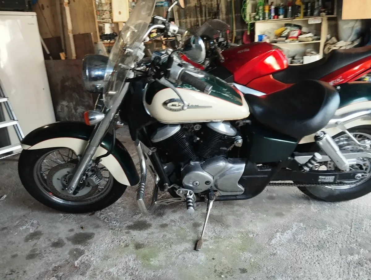 Honda Shadow 750 ACE 2001 - Image 1
