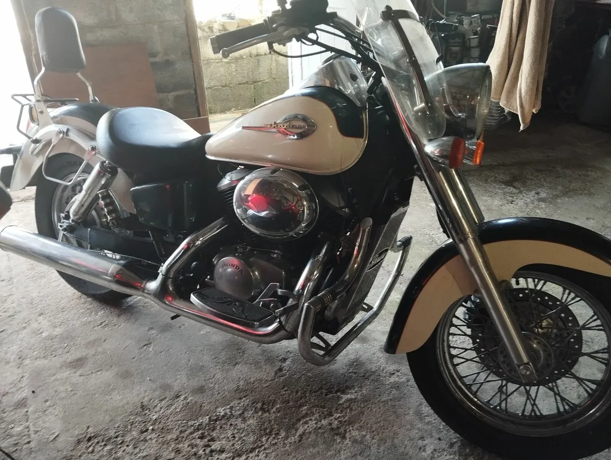 Honda Shadow 750 ACE 2001 - Image 2