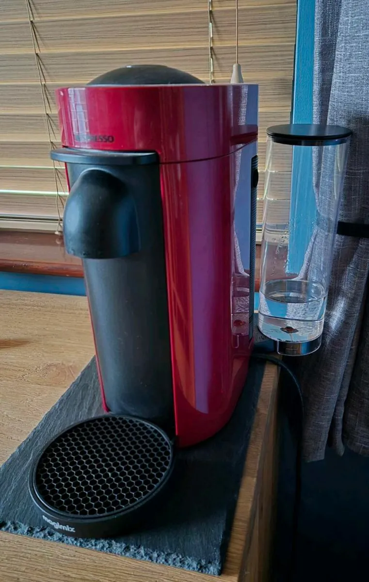 nespresso vertuo coffee machine - Image 2