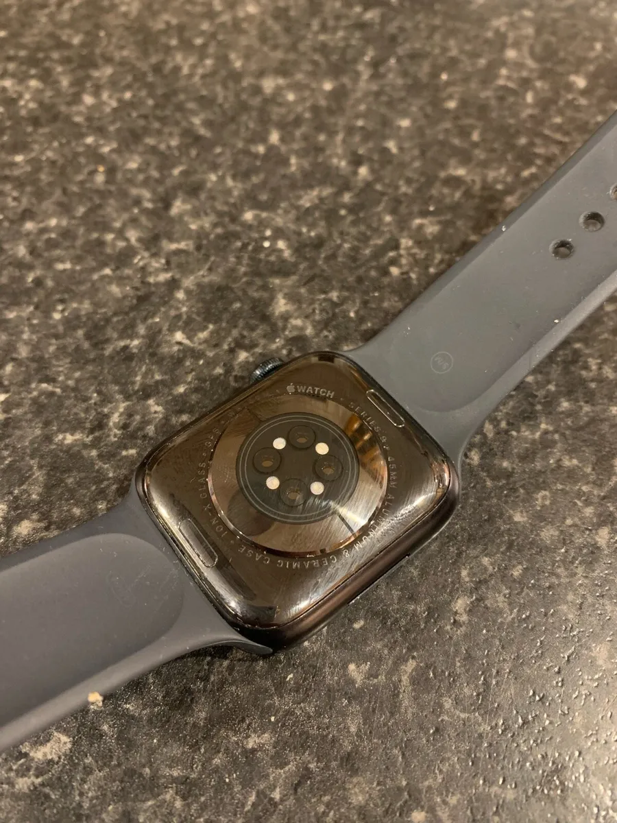 Apple Watch Series 9 45mm GPS - Image 4