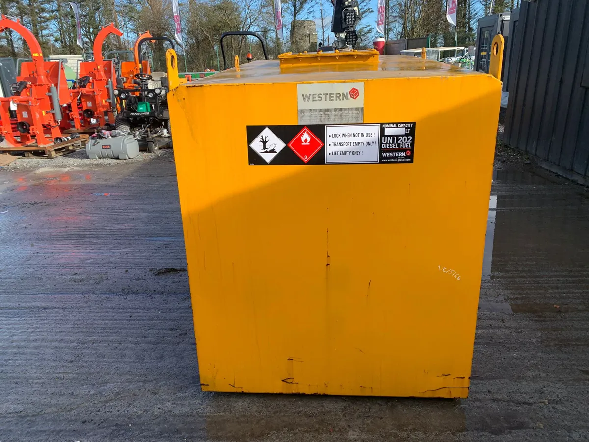 2200L Bowser – Large Capacity Tank - Image 3