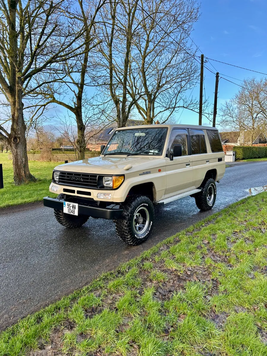 Stunning 1995 Toyota Landcruiser - Image 1