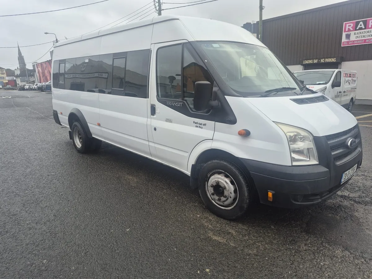 Ford Transit 17 seater mini bus - Image 1
