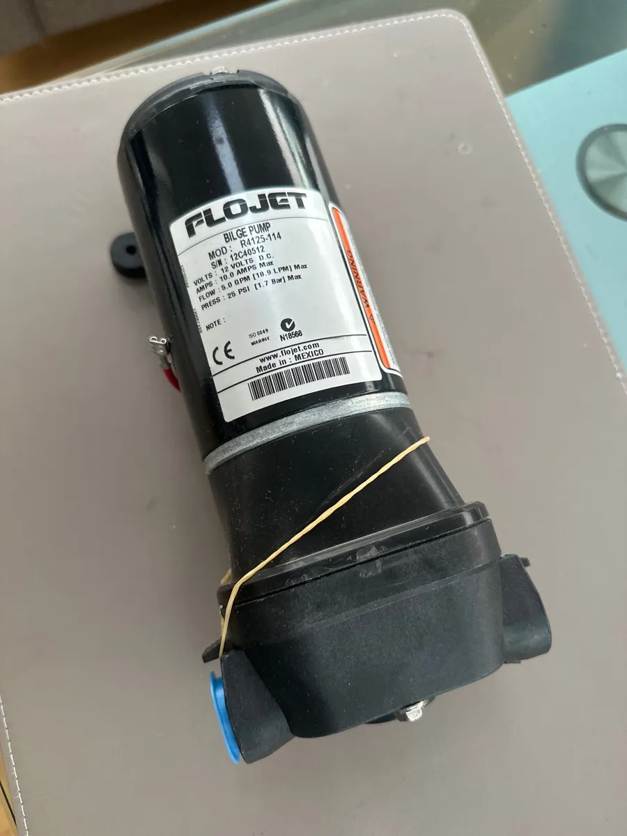 Flowjet Quad series bilge pump 18/l min - Image 2