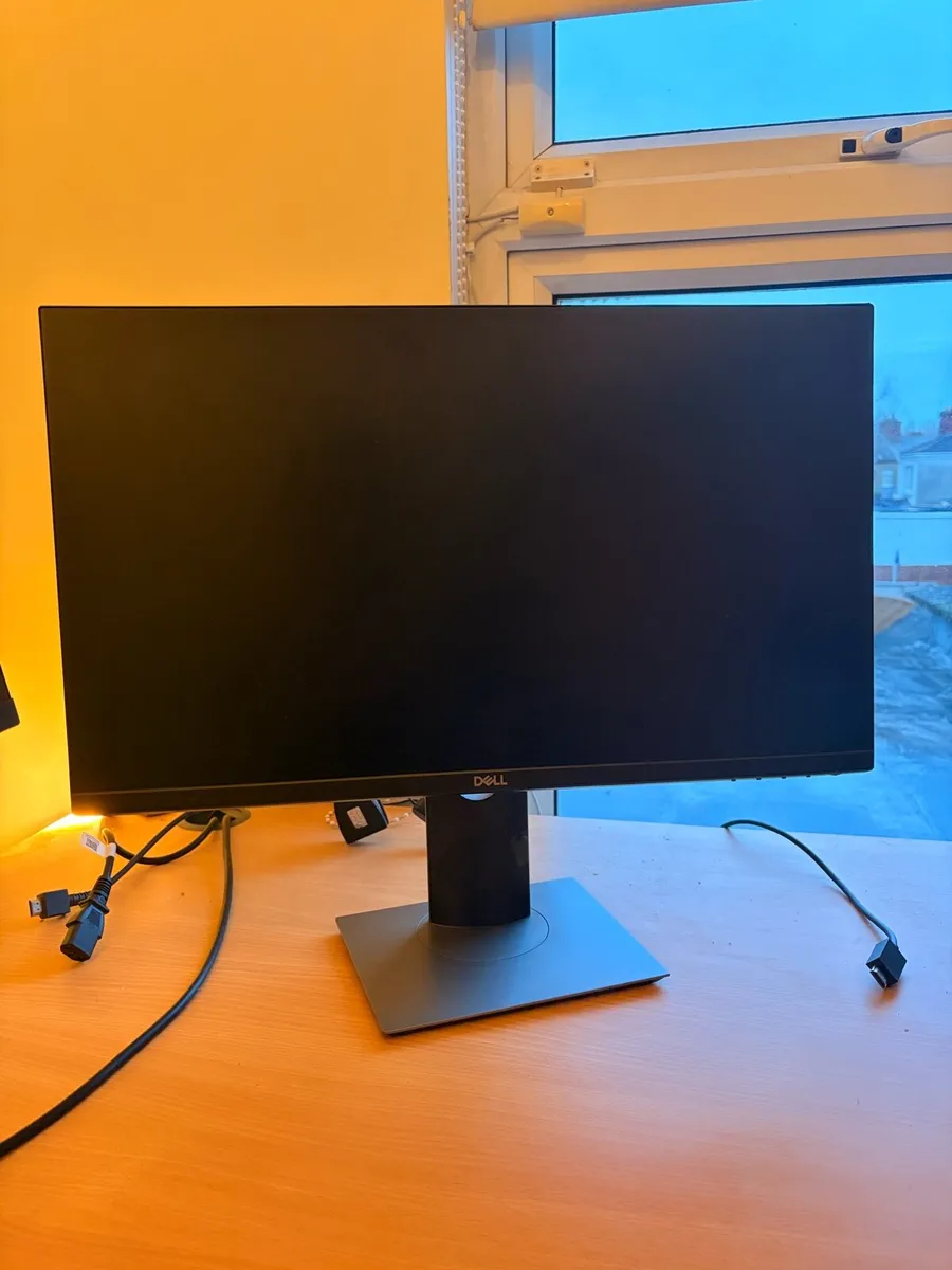 Dell Flat Panel Monitor P2419H - Image 1