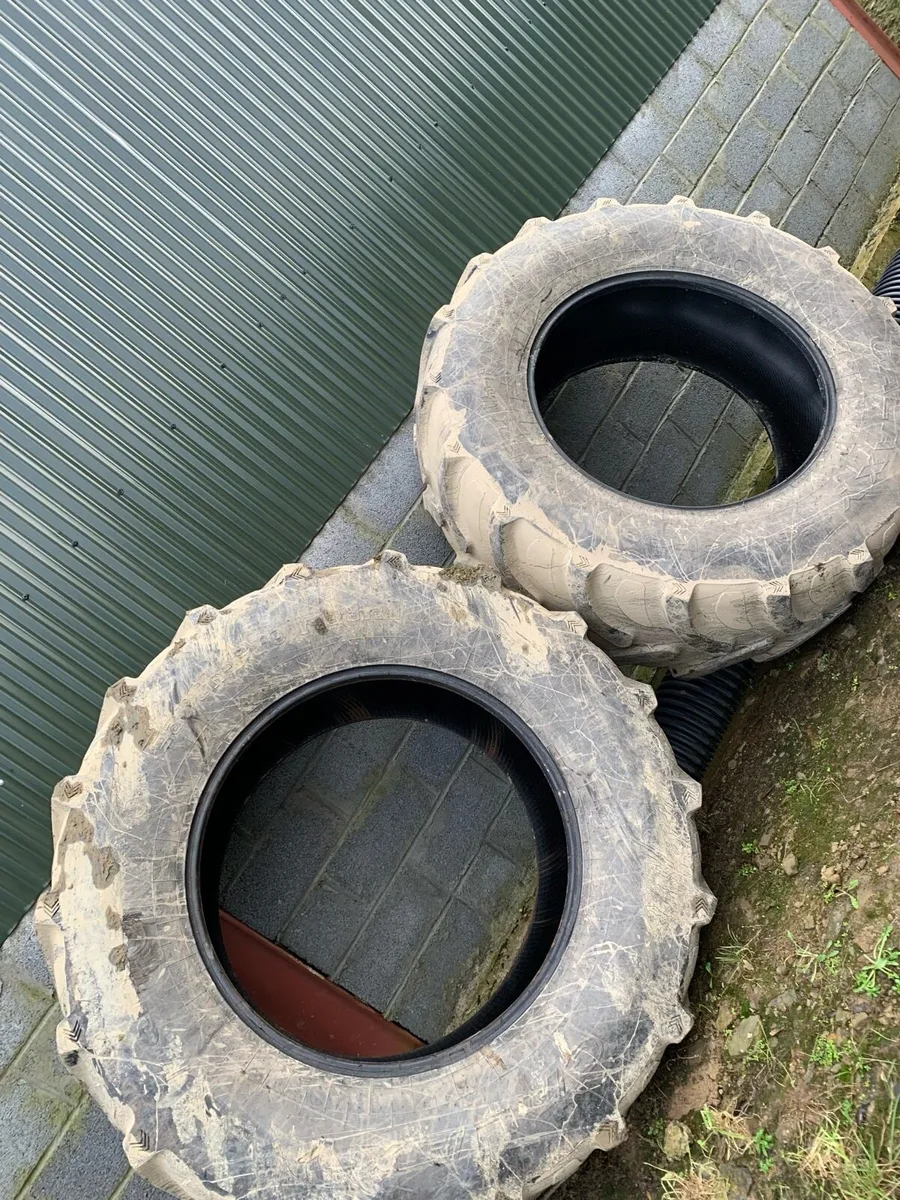 60% 580/70/38 - Image 1