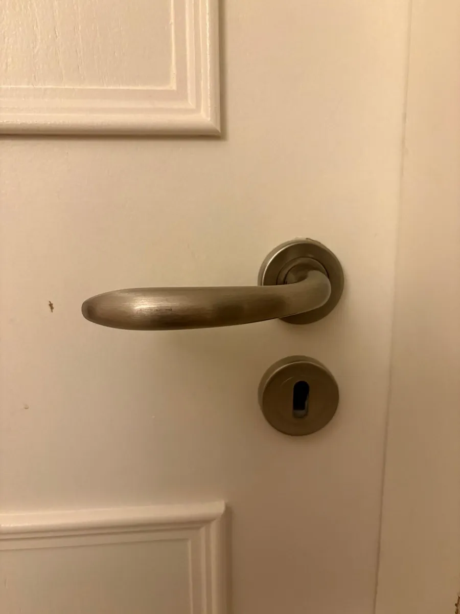 Stainless steel door handles x 14 sets - Image 1