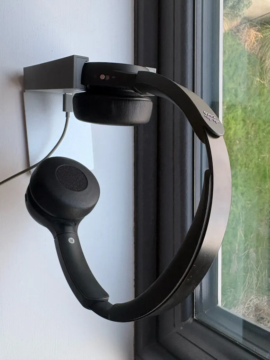 Bluetooth headset - Image 3