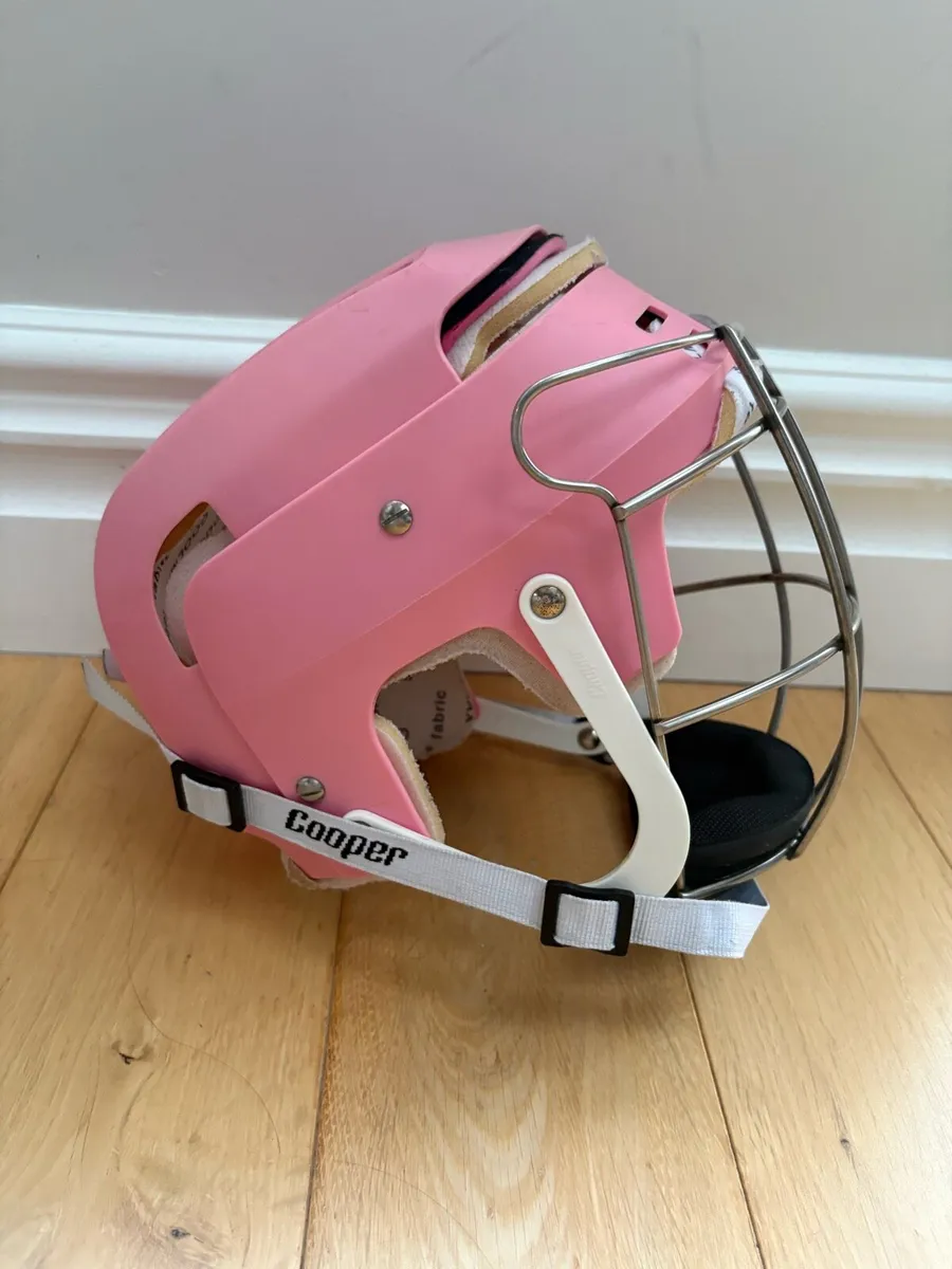 Cooper SK 100 Hurling Helmet - Image 2