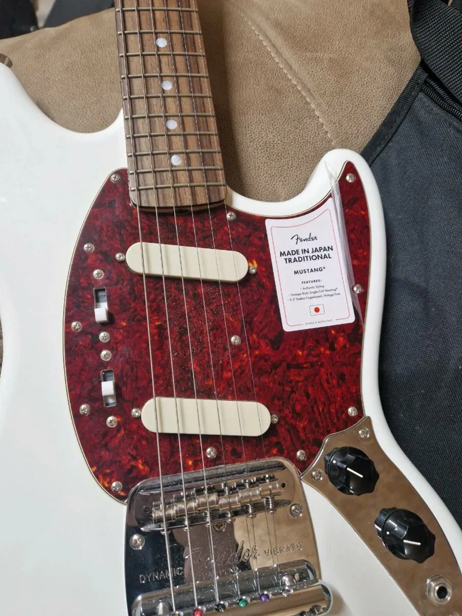 Fender Mustang MIJ Olympic White - Image 2