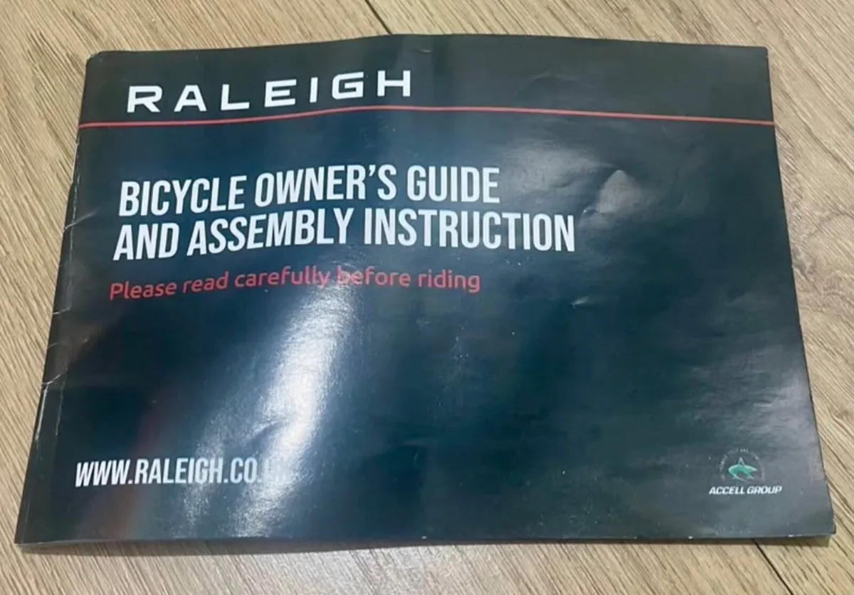 Folding Bike (Raleigh EVO2 & Accessories) - Image 4