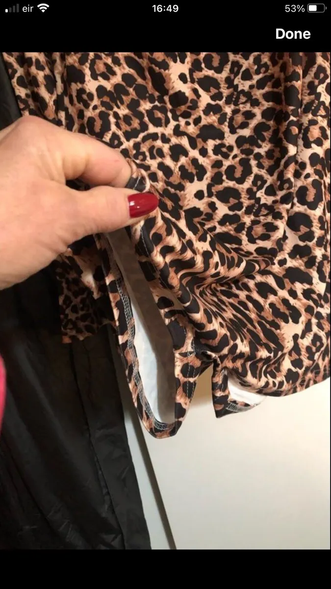 Ladies shorts suit size XL €3 - Image 3