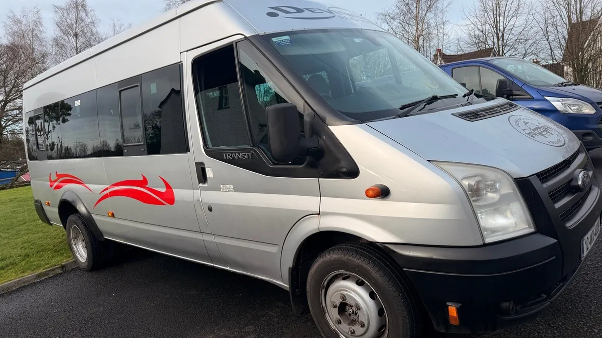 2012 Ford transit 16 seater - Image 3