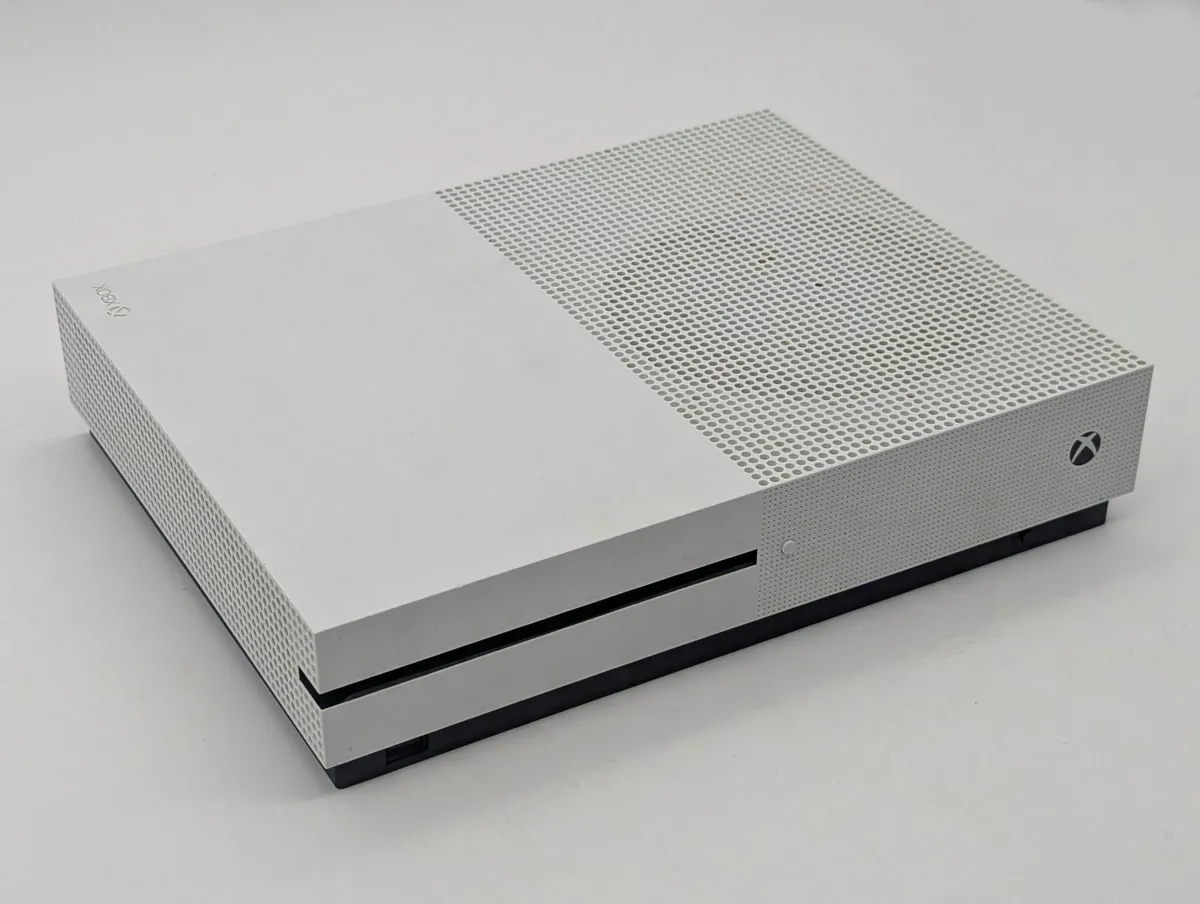 Microsoft Xbox One S Console 500GB Model 1681 - Image 1