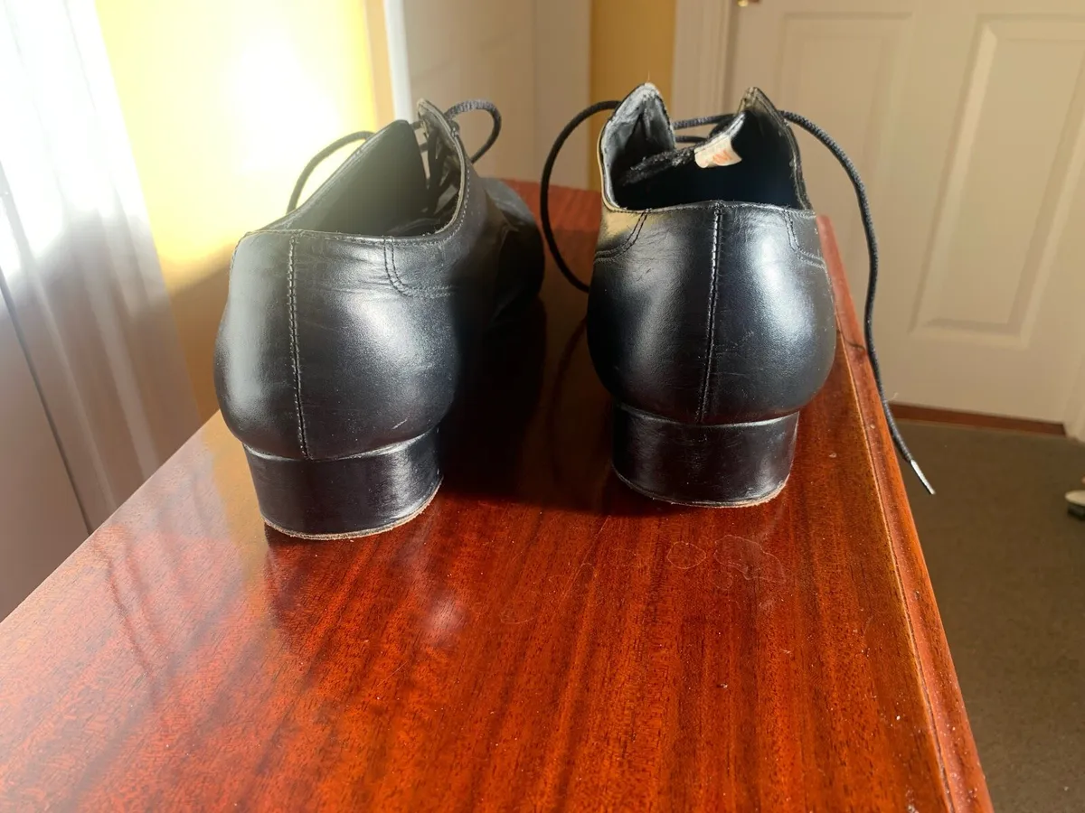 Dancing shoes - Image 3