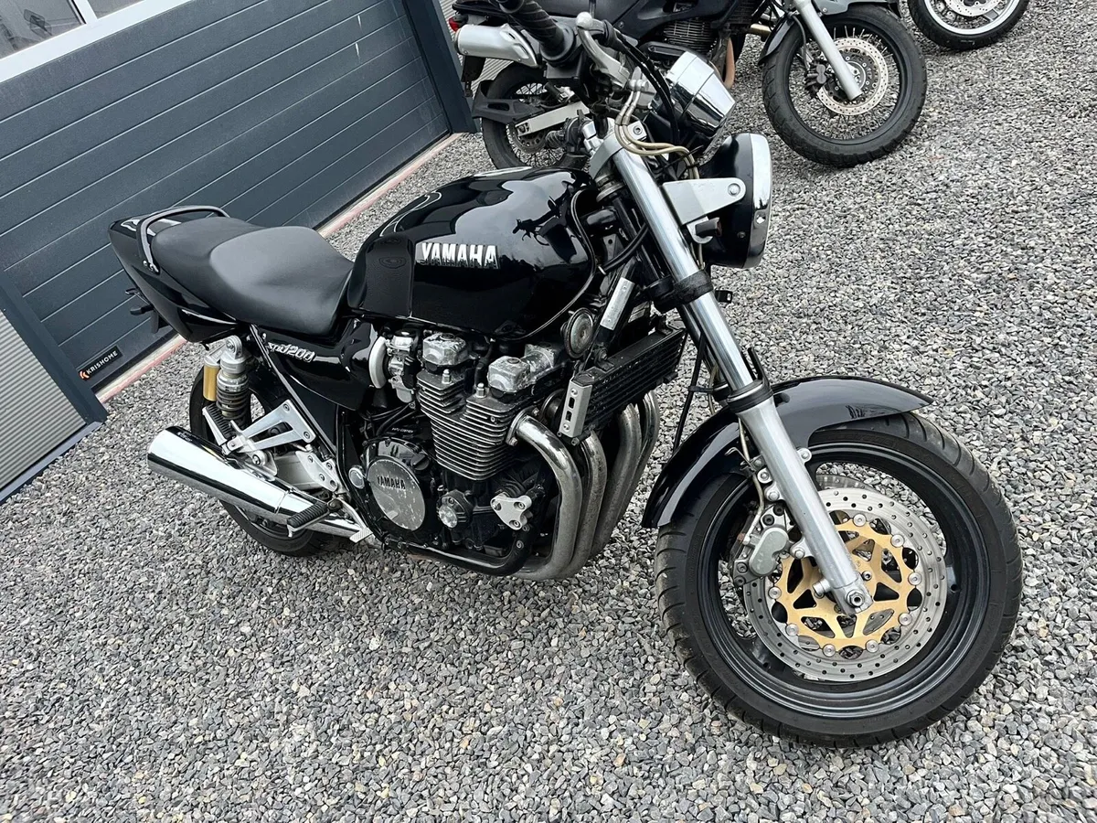 Yamaha xjr1200 -24412 miles - Image 1