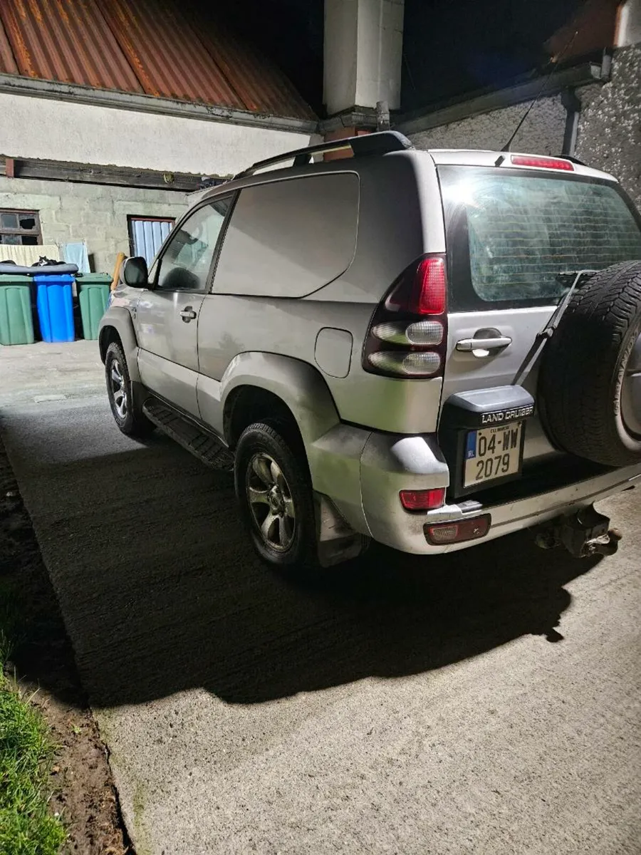 Toyota landcruiser - Image 4