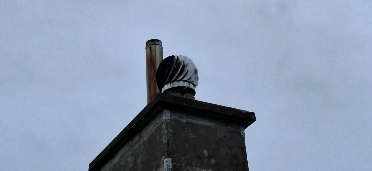 Stove flue & spinning anti draft cowl - Image 4