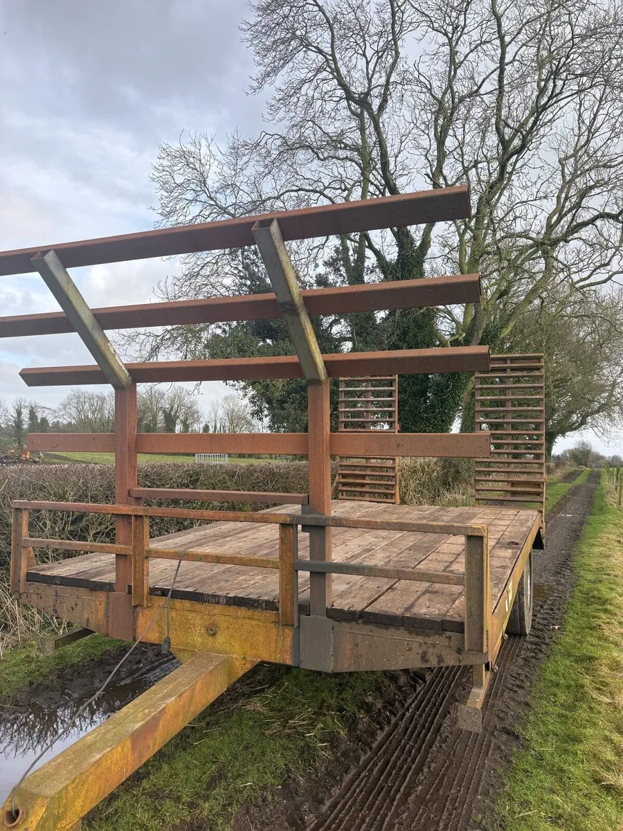 Lowloader/Bale trailer - Image 2