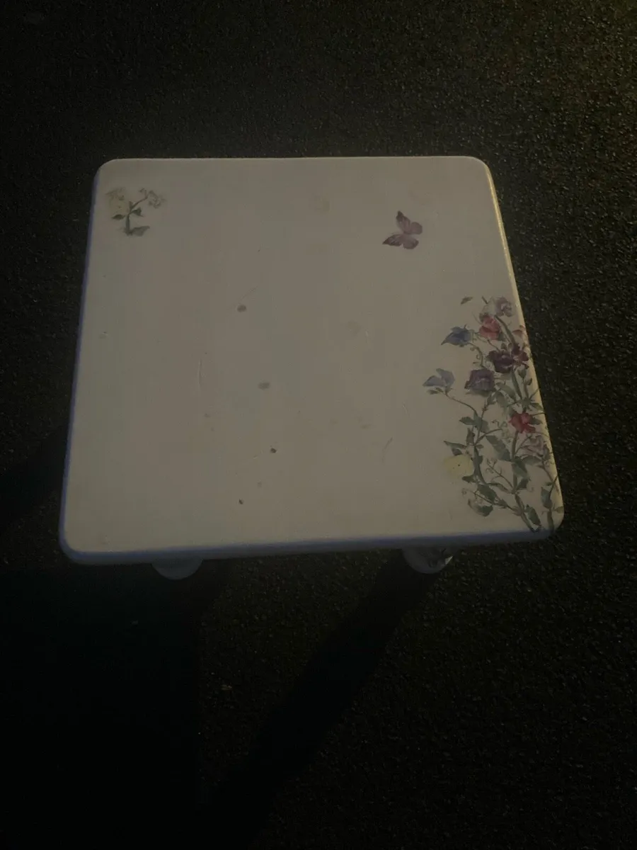 Upcycled coffee table - Image 2