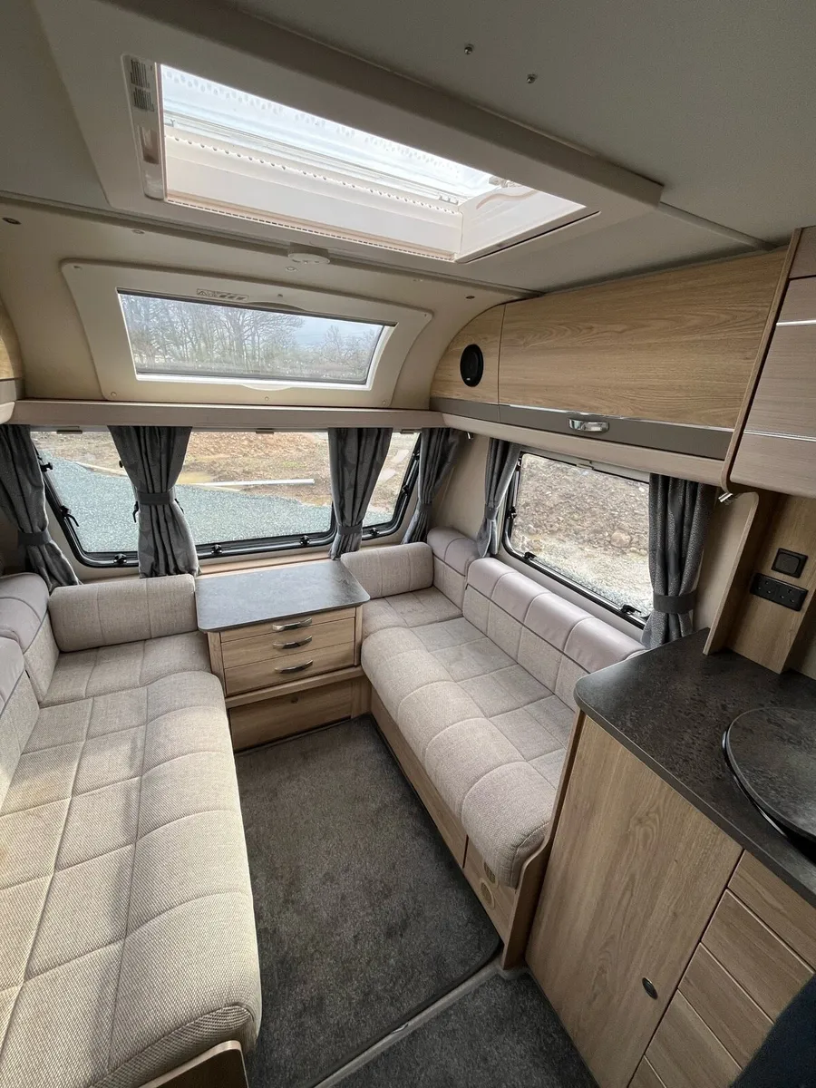 Elddis Avante 574 Caravan – full accessory - Image 4