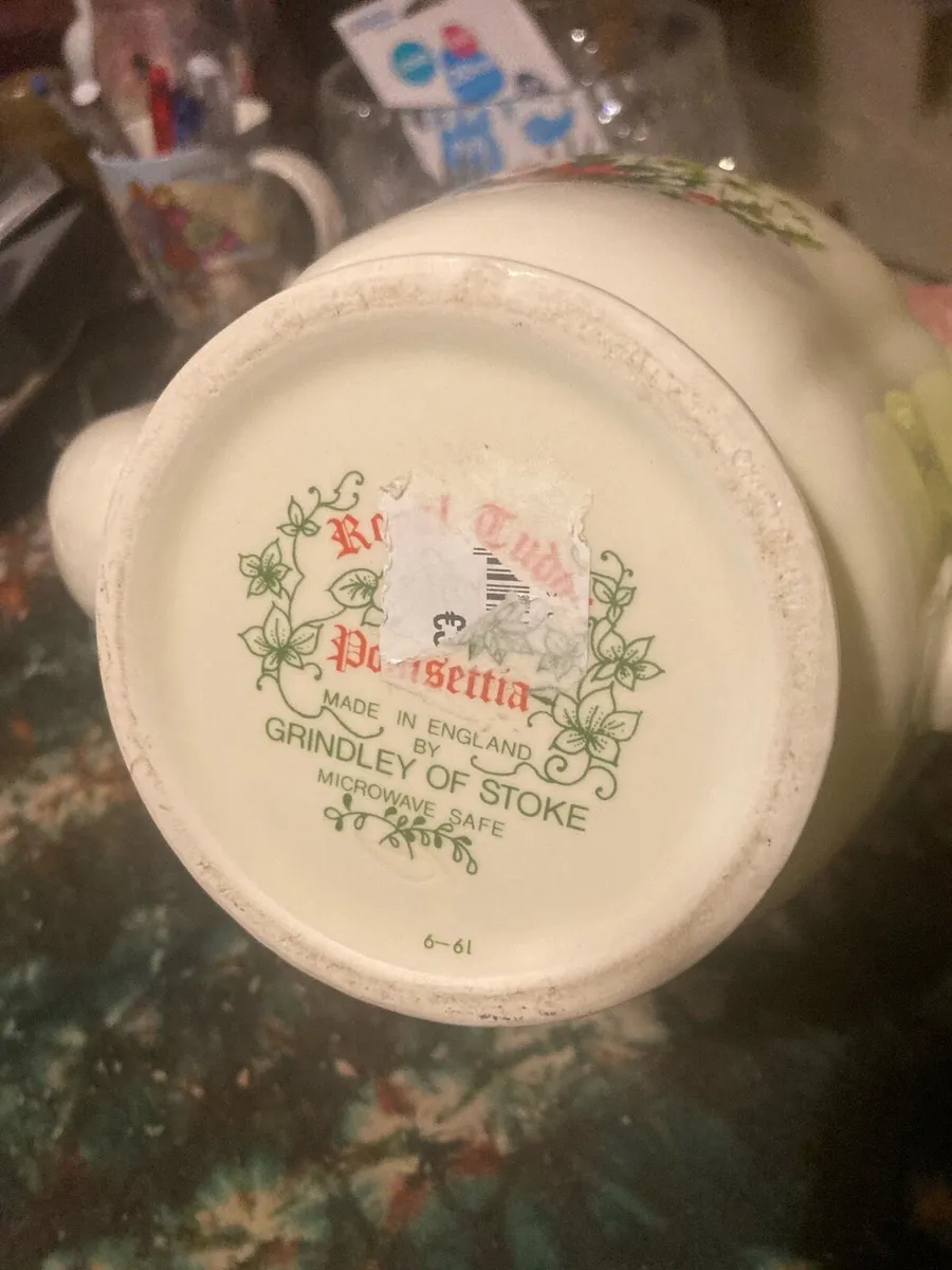 Christmas china teapot - Image 3