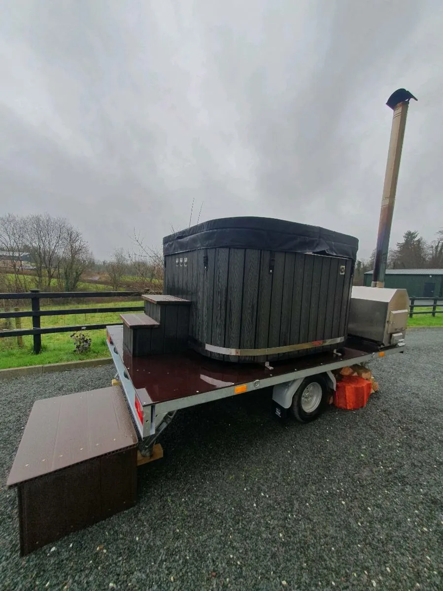 Relaxing Hot Tube for Rent - Image 2