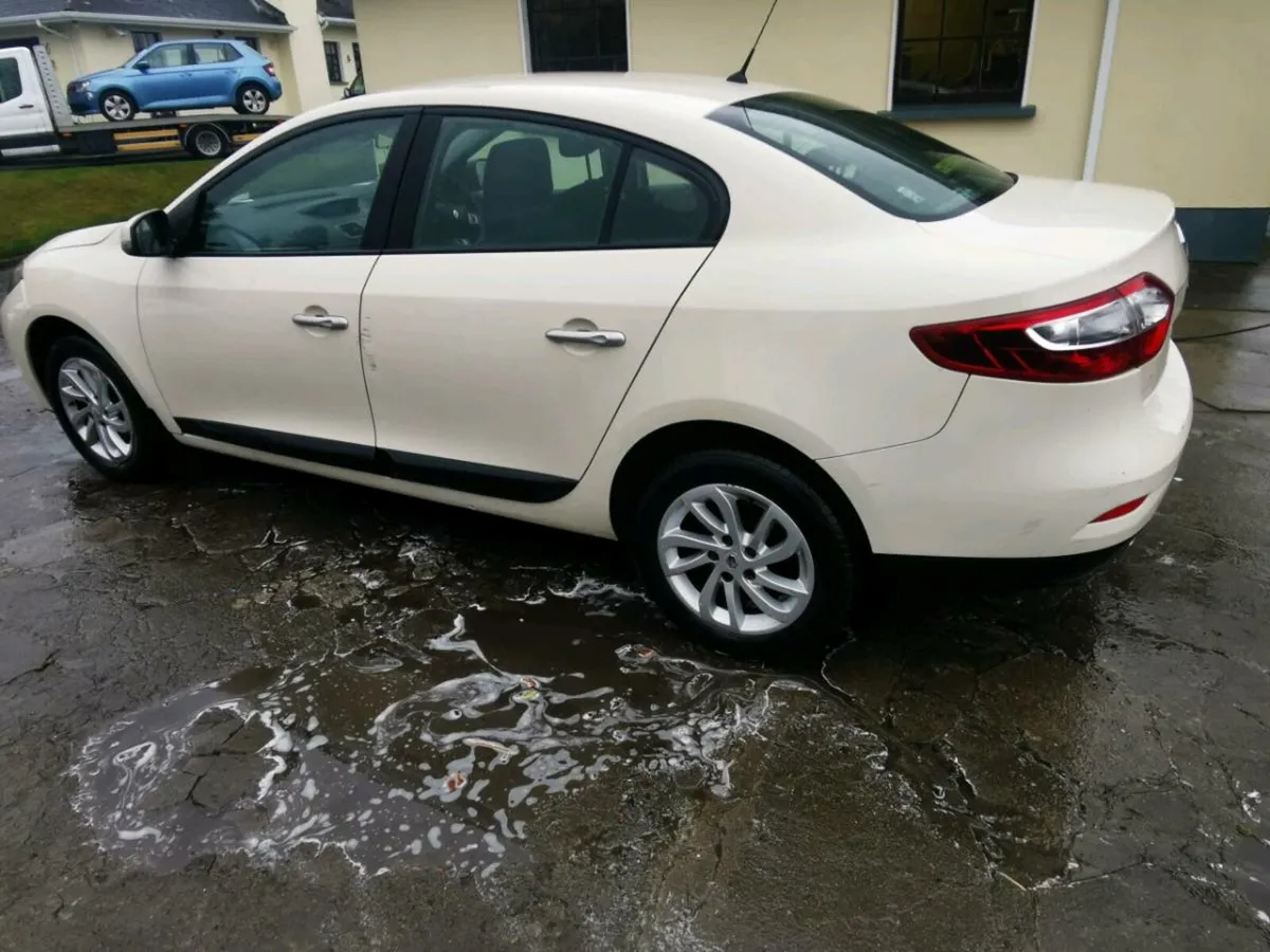 13 Renault Fluence 1.5 DCI - Image 2