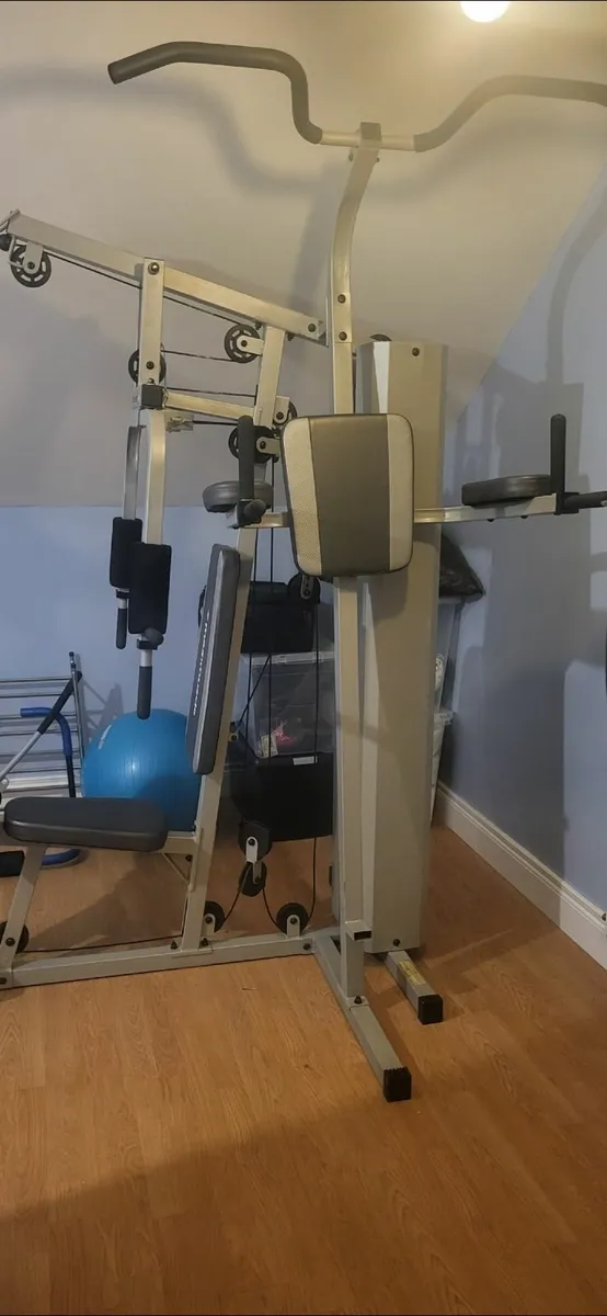 Gym equipment - Image 1