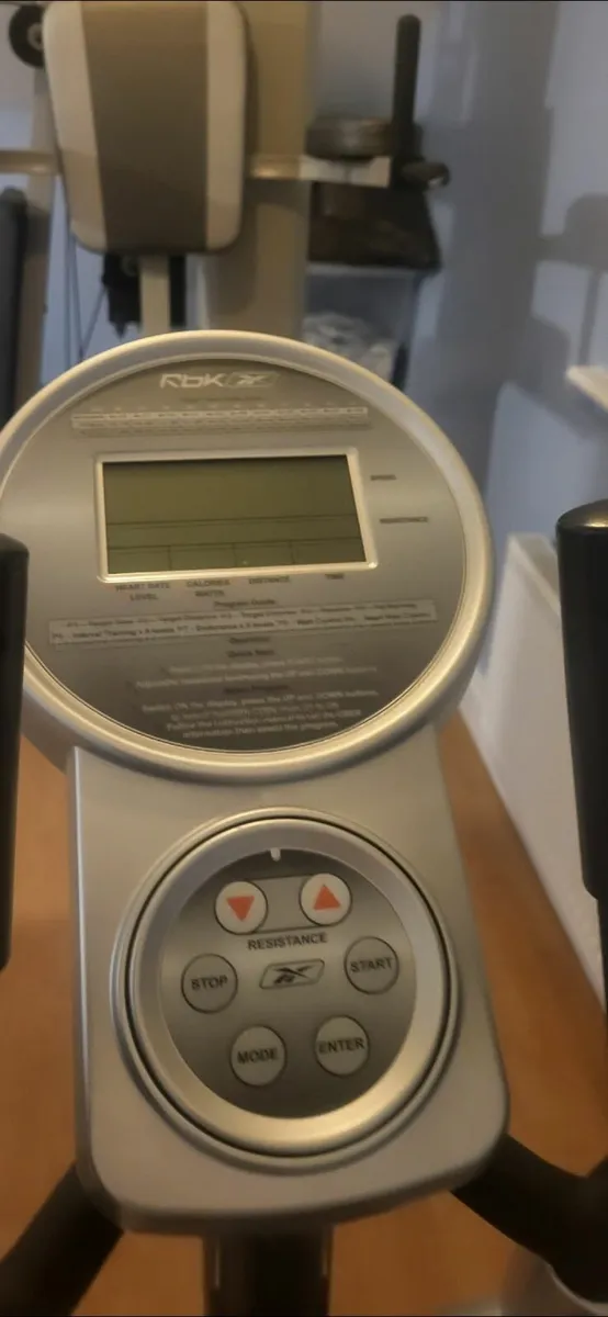 Gym equipment - Image 4