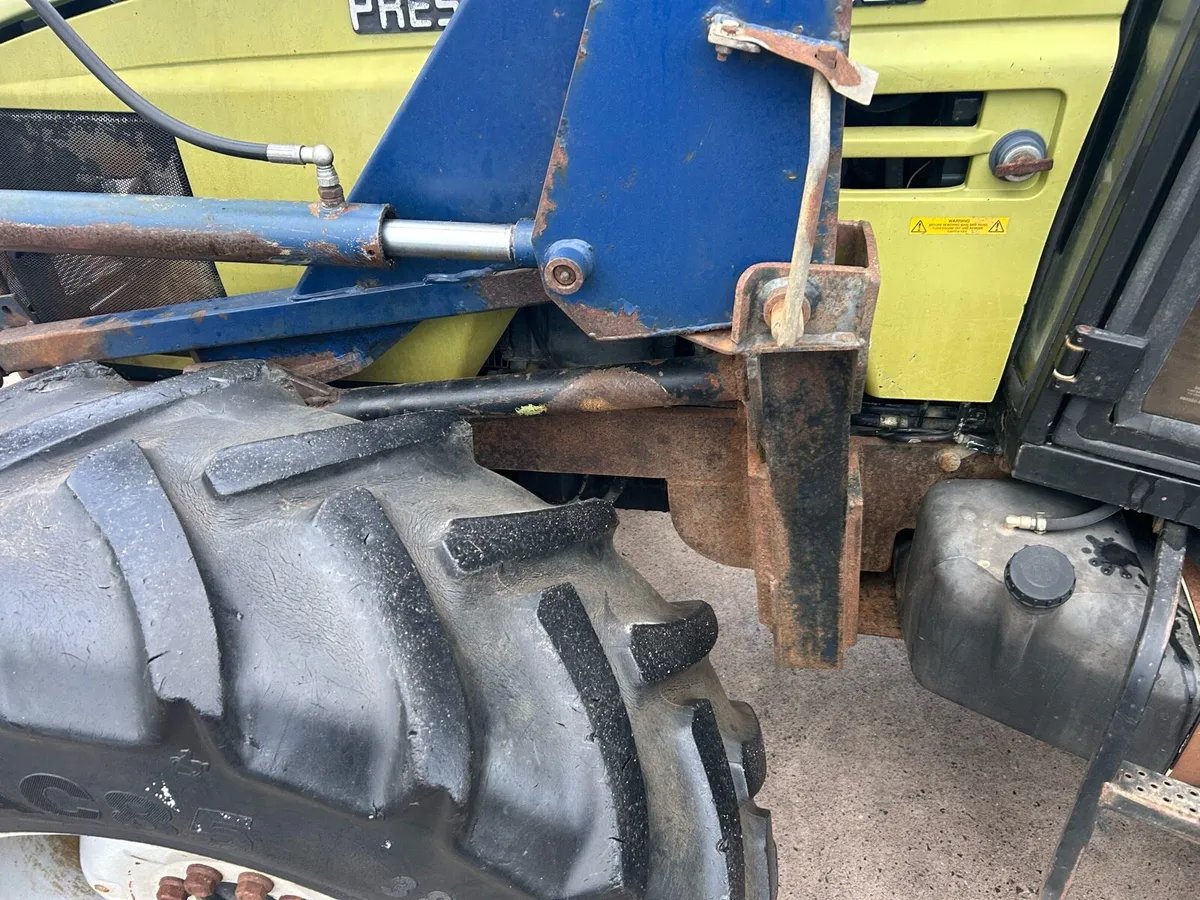 Loader to fit same Lamborghini hurlimann - Image 3