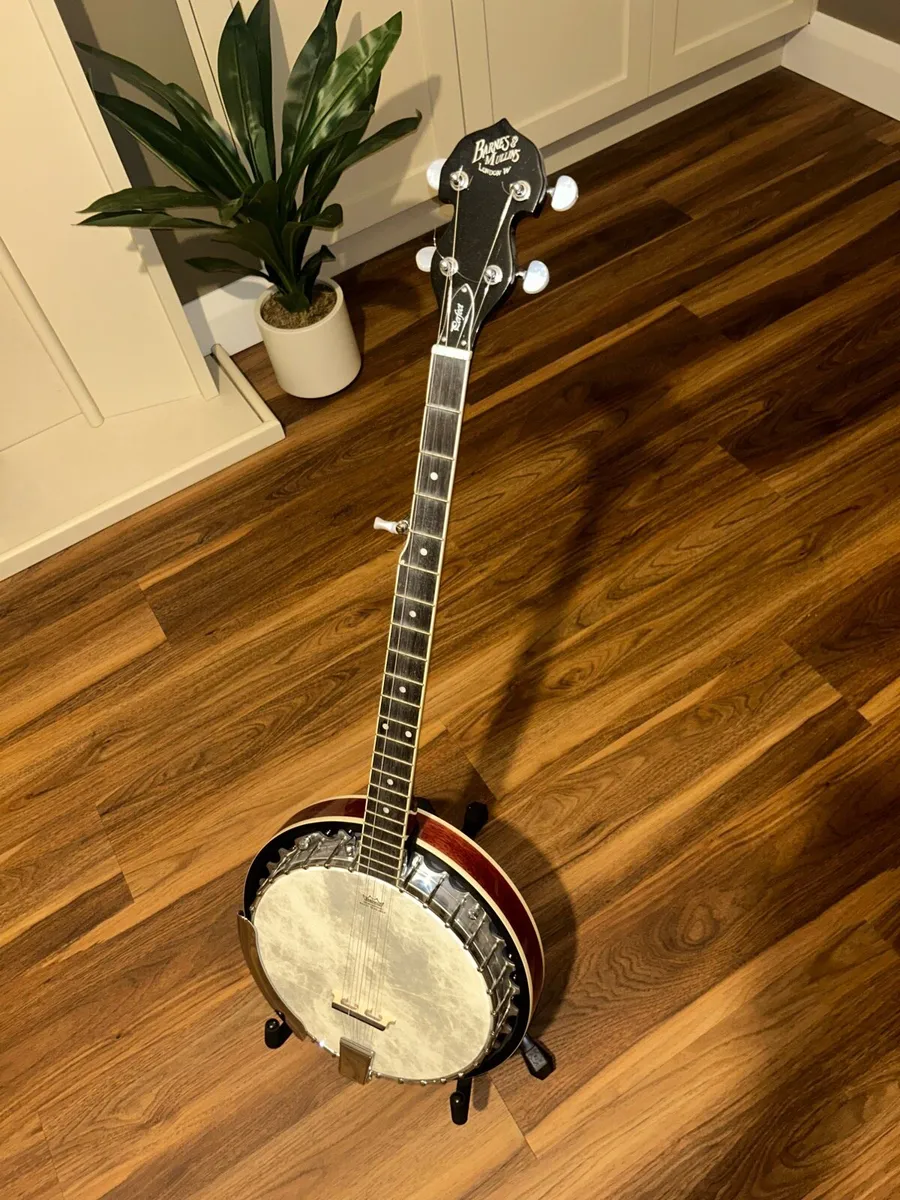 Banjo - Image 1