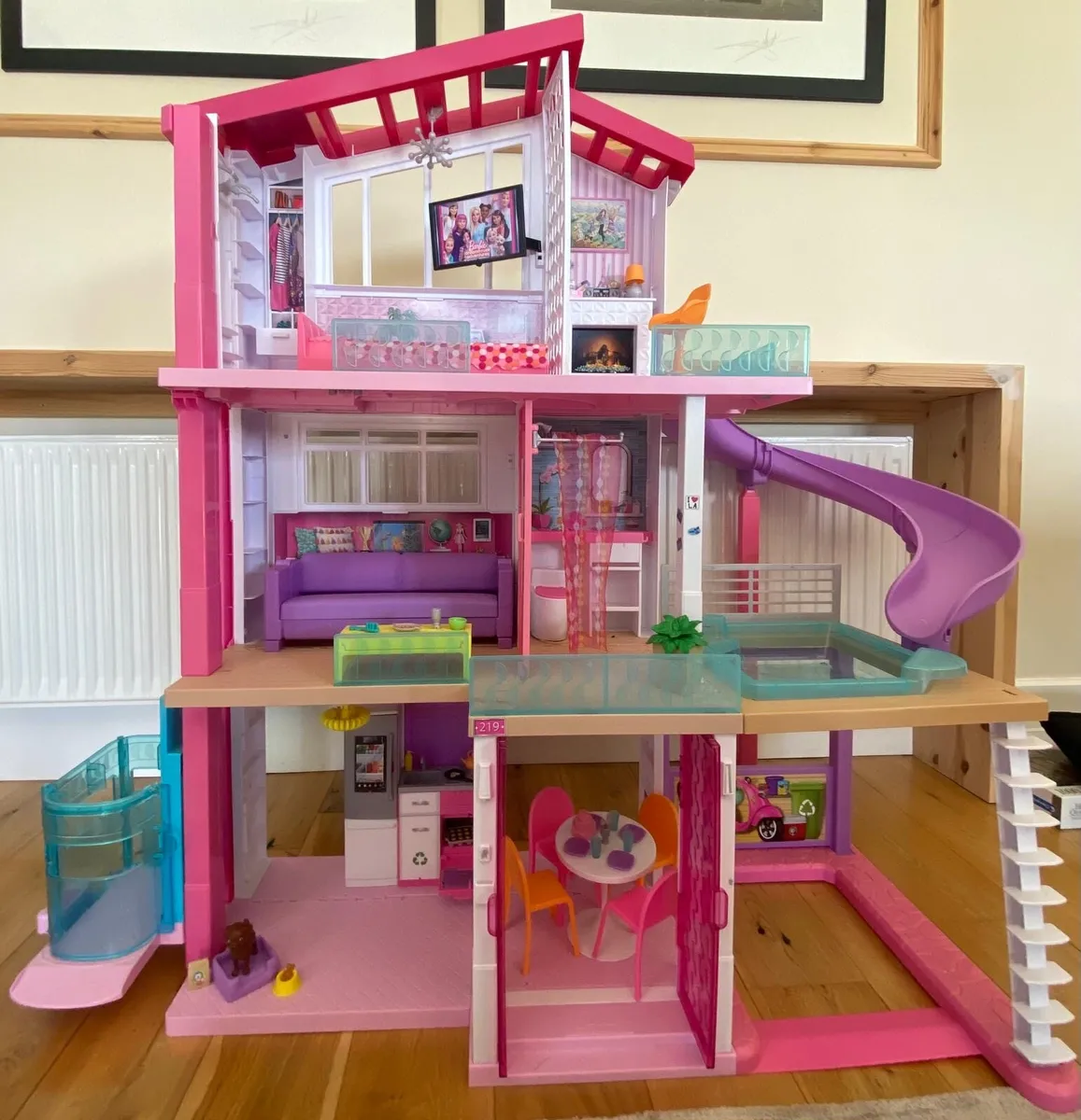 Barbie Dreamhouse - Image 1