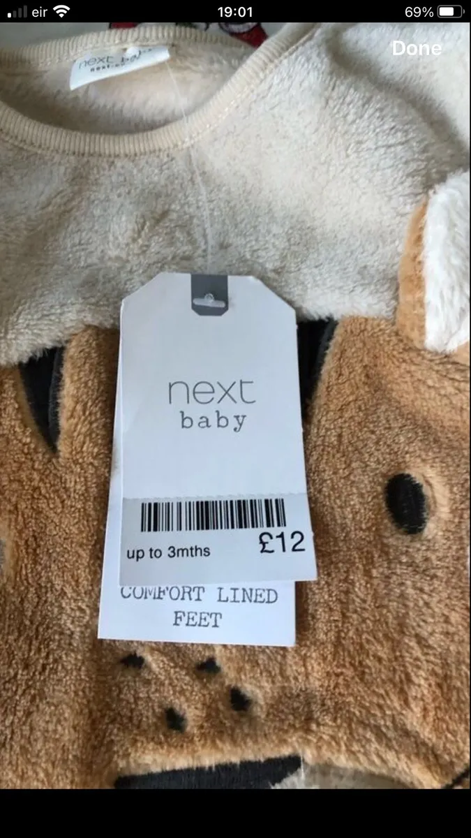 Boys BNWT sleeping suit 0/3 mths €6 - Image 3