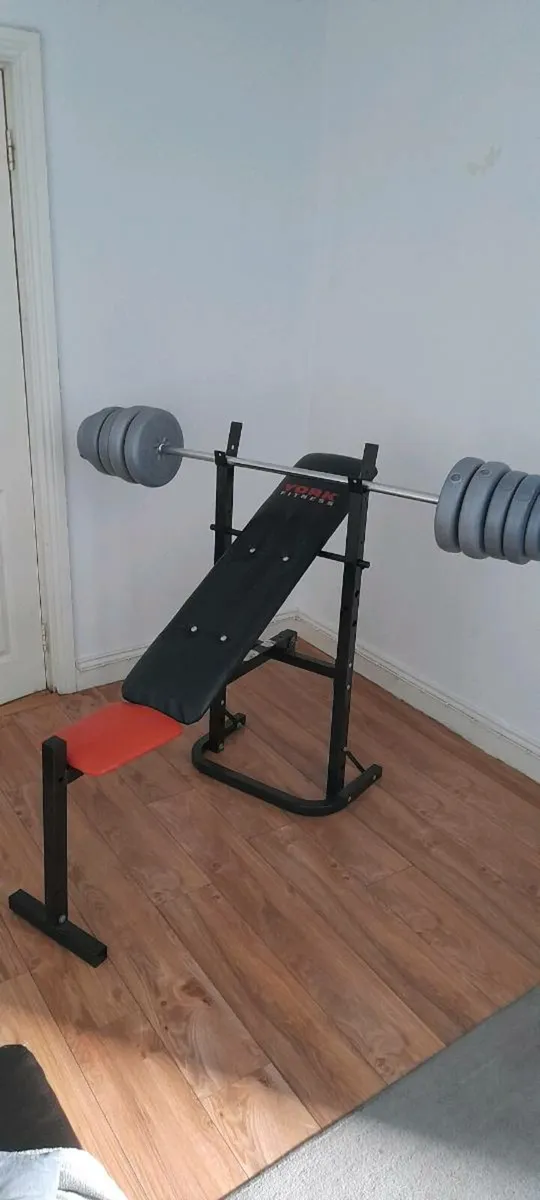 YORK barbell bench + 2 dumbbells - Image 1