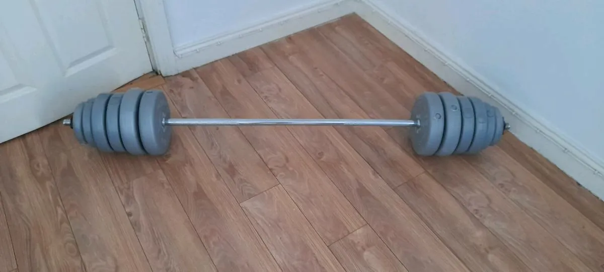 YORK barbell bench + 2 dumbbells - Image 4