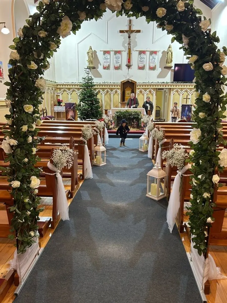 Flower Wedding Arch - Image 2