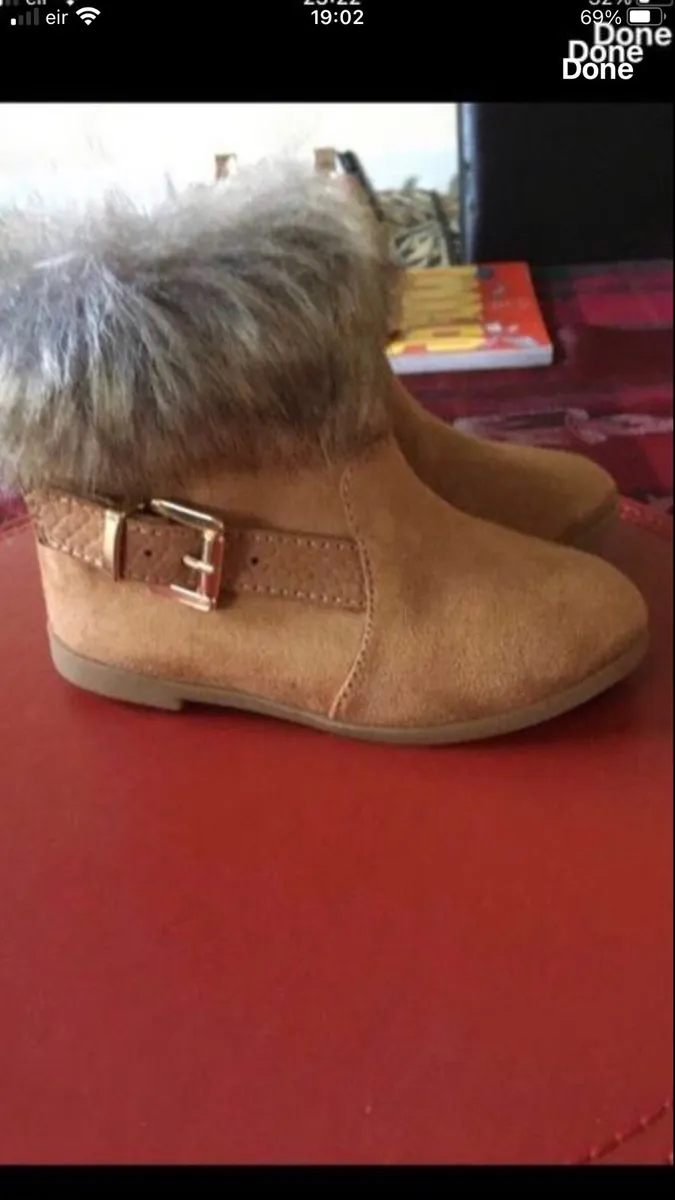 Girls new boots size 6 €10 - Image 2