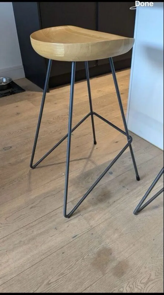3 breakfast bar stools - Image 2