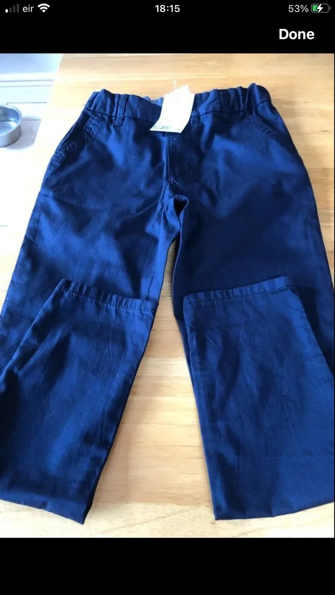 Boys BNWT trousers age 7/8 €8 - Image 1