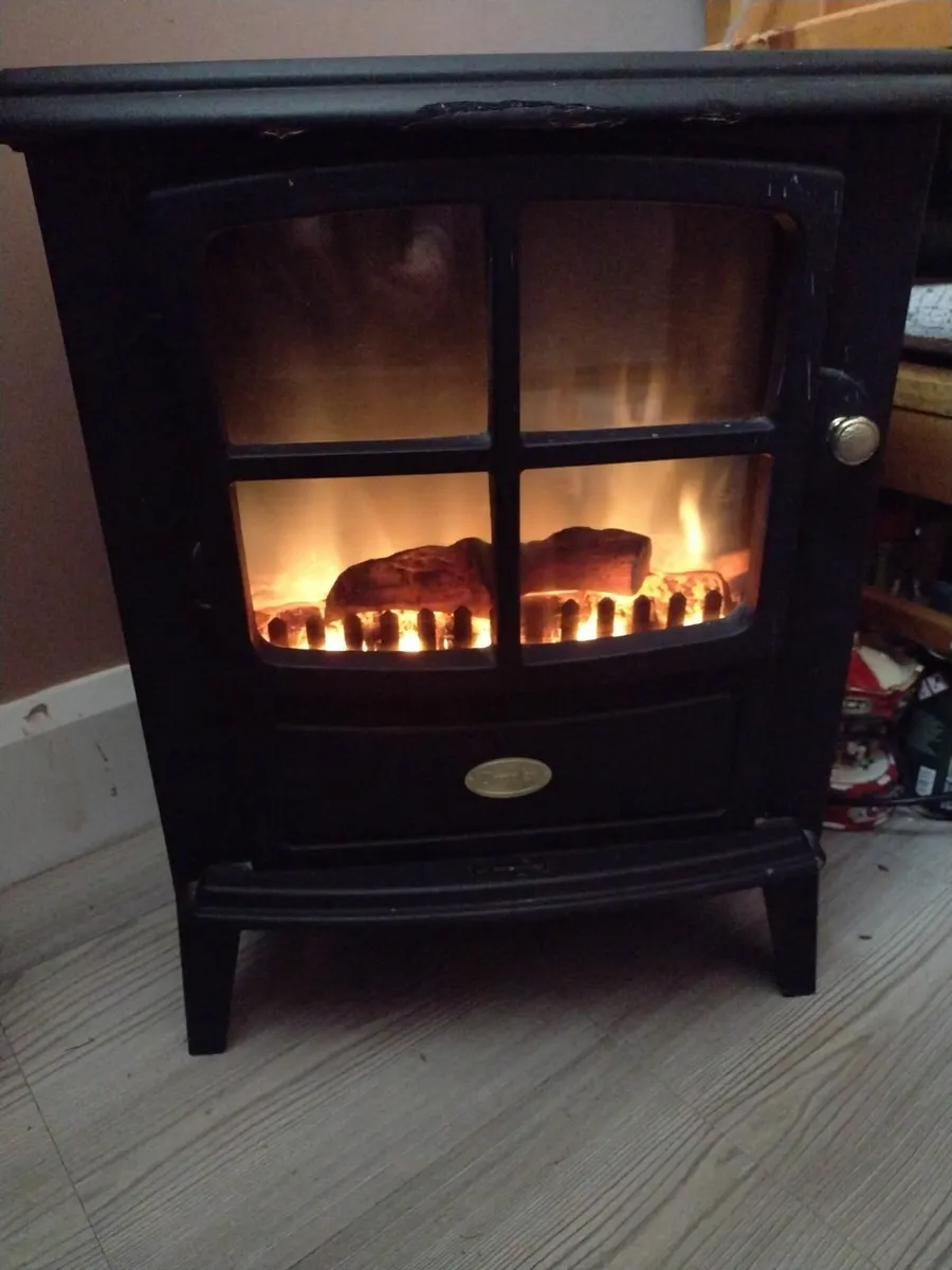 Dimplex electric stove 2000W Opti flame - Image 1