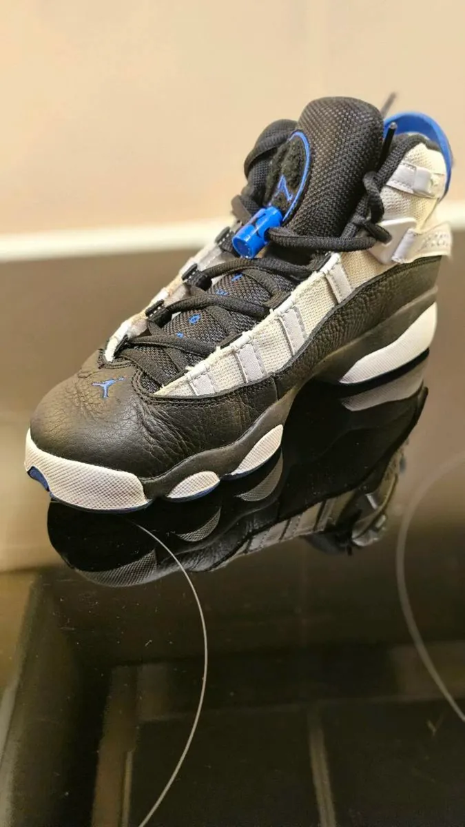 JORDAN 6 RINGS kids shoes size 4 - Image 4