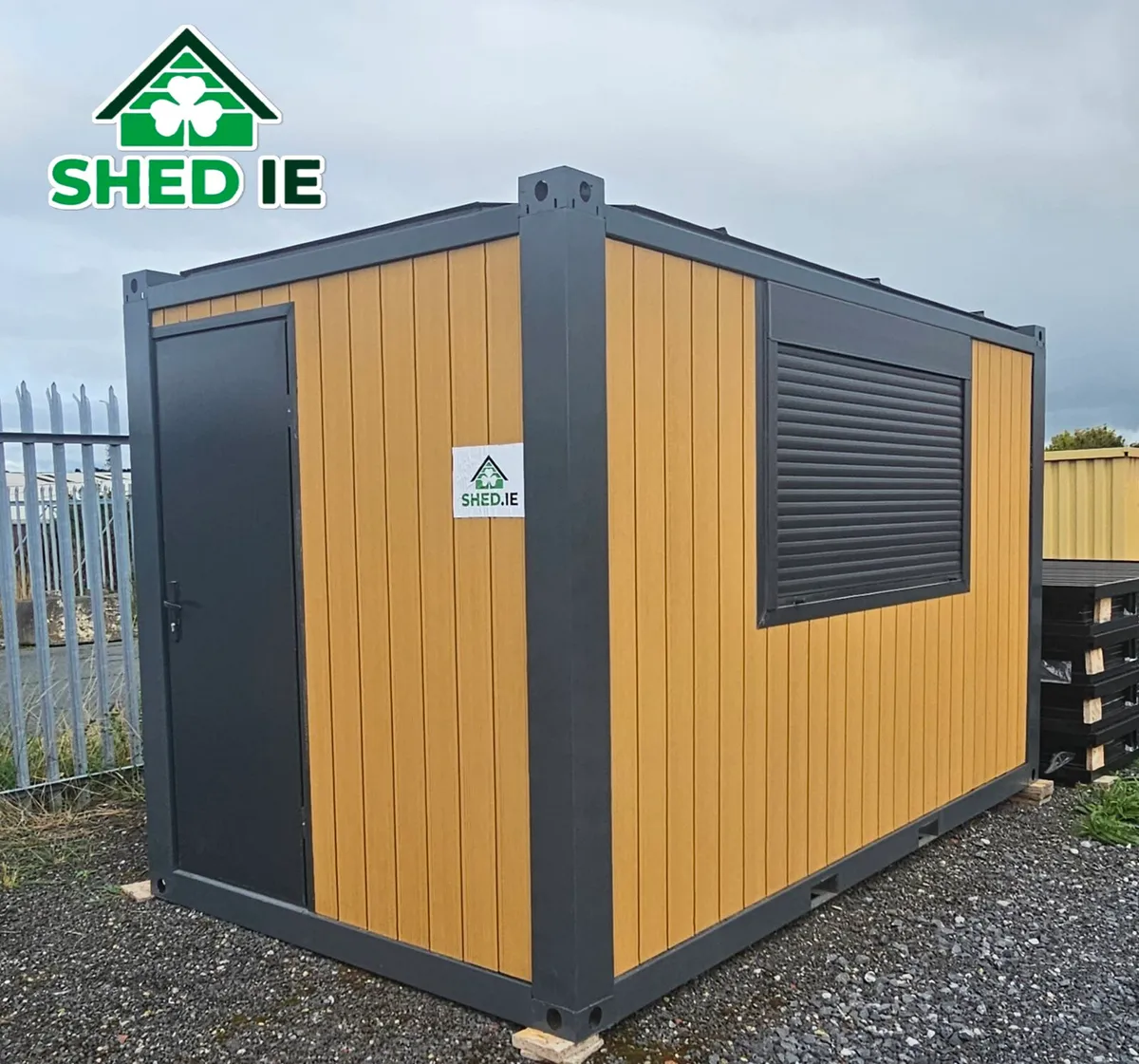 Kiosk , mobile catering - Image 1