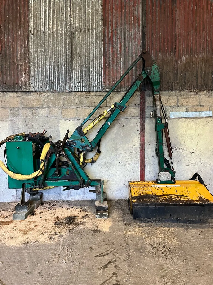 Hedge trimmer - Image 1