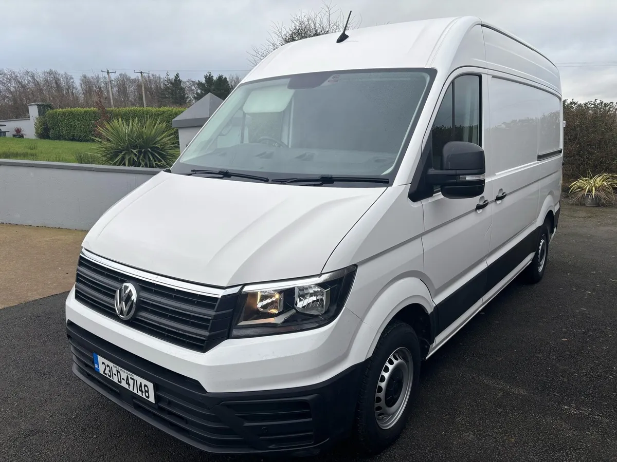 (231) Volkswagen crafter Trendline 2023 - Image 2
