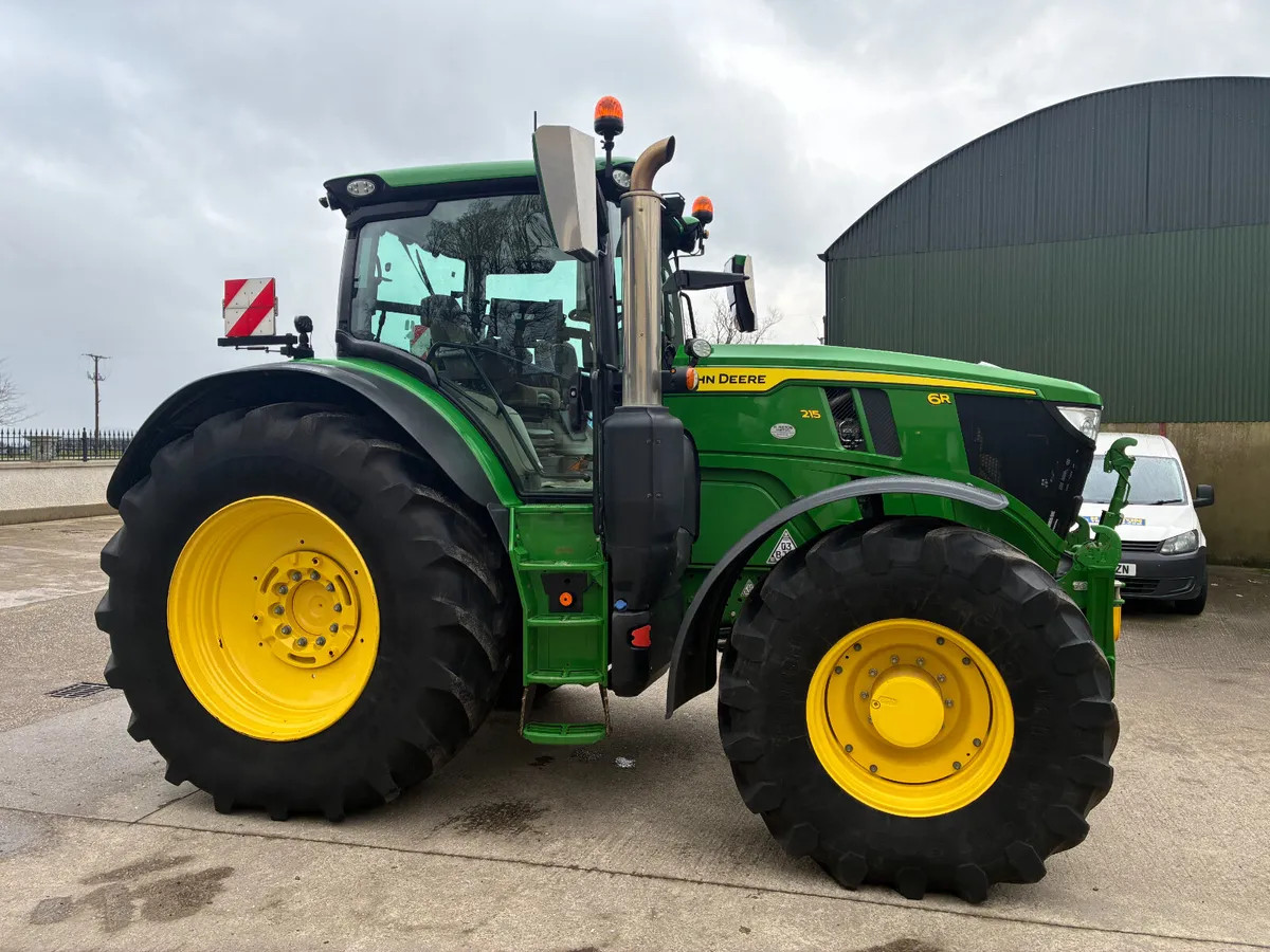 John Deere 6R215 - Image 4